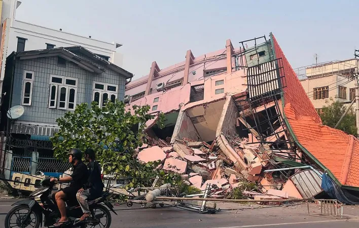 TERREMOTO DE MAGNITUDE 7,7 DEIXA CENTENAS DE MORTOS EM MIANMAR E TAILÂNDIA