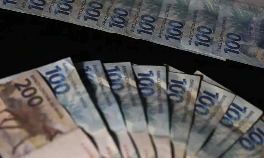 ICMS SOBRE COMPRAS INTERNACIONAIS SOBE PARA 20% EM 10 ESTADOS