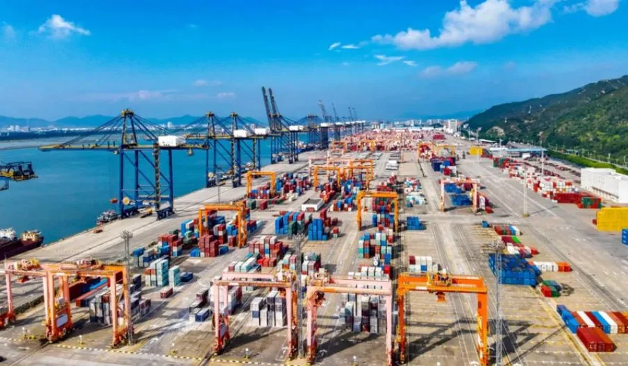 PORTO DE GAOLAN NA CHINA COMEÇA A OPERAR ROTA MARÍTIMA DIRETA COM O BRASIL