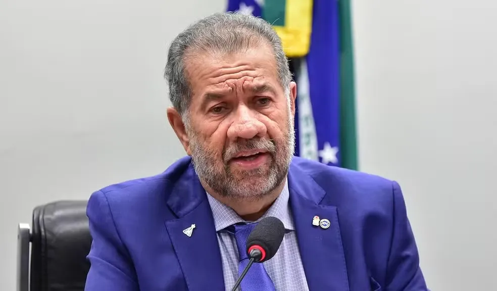 APÓS SAÍDA DE LUPI BANCADA DO PDT NA CÂMARA DEIXA BASE ALIADA DO GOVERNO