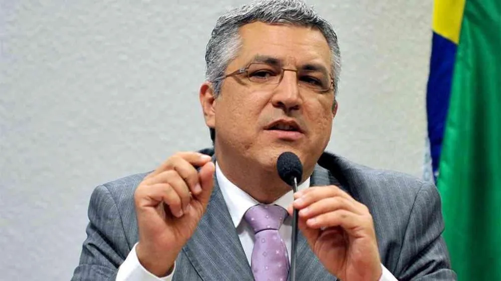MINISTÉRIO DA SAÚDE ABRE EDITAL PARA CONTRATAR NO MAIS MÉDICOS 