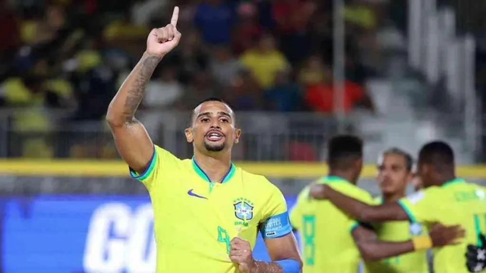 NO MUNDIAL DE AREIA O BRASIL GOLEIA ESPANHA E VAI À SEMIFINAL