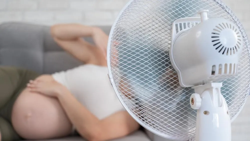 CALOR EXTREMO COLOCA GRAVIDEZ EM RISCO NO BRASIL E NO MUNDO