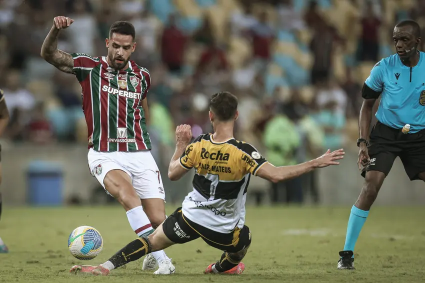 FLUMINENSE EMPATA COM CRICIÚMA E SEGUE NO DRAMA CONTRA O REBAIXAMENTO