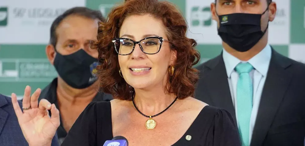 EMBAIXADA DO BRASIL EM ROMA RECEBE PEDIDO DE EXTRADIÇÃO DE CARLA ZAMBELLI