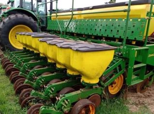 PLANTADEIRA JOHN DEERE 1109 ANO 2024 - 9 LINHAS X 0,45CM