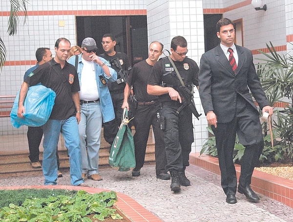 DESEMBARGGADOR CAPIXABA PRESO PELA PF FICOU QUASE 18 ANOS AFASTADO DO CARGO