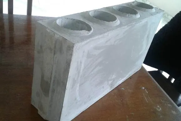 EMPREENDEDOR DE RORAIMA PRODUZ BLOCO PLÁSTICO RECICLADO PARA A CONSTRUÇÃO CIVIL