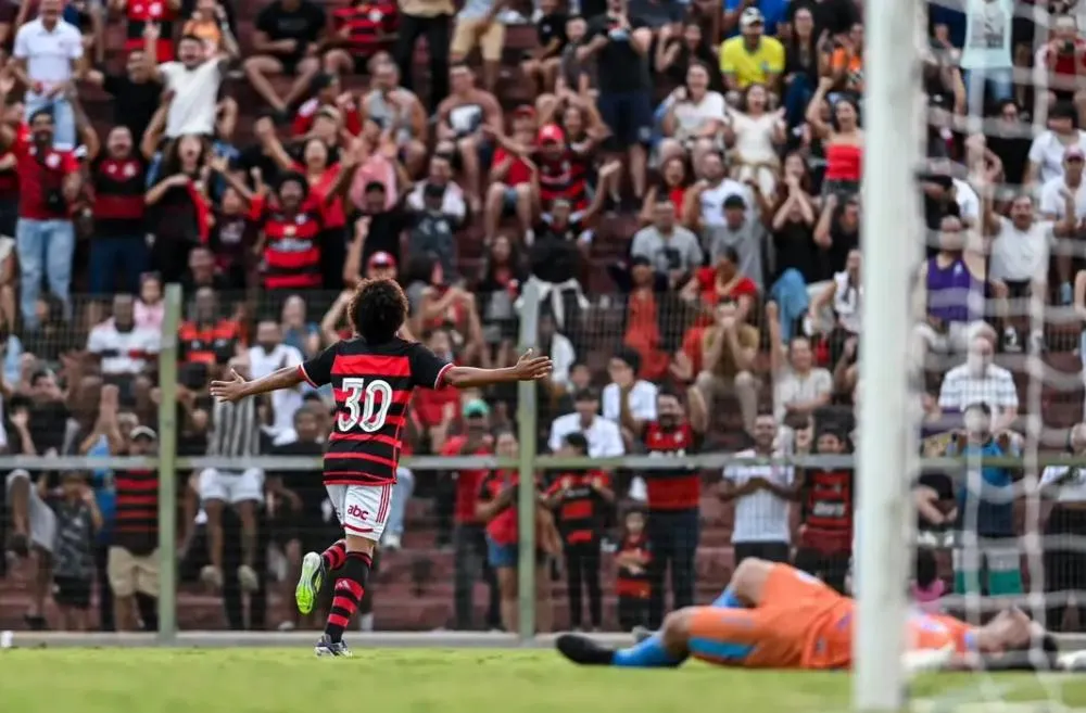FLAMENGO VENCE CRUZEIRO -PB 5 A 0 NA ESTREIA DA COPINHA E ASSUME LIDERANÇA DO GRUPO