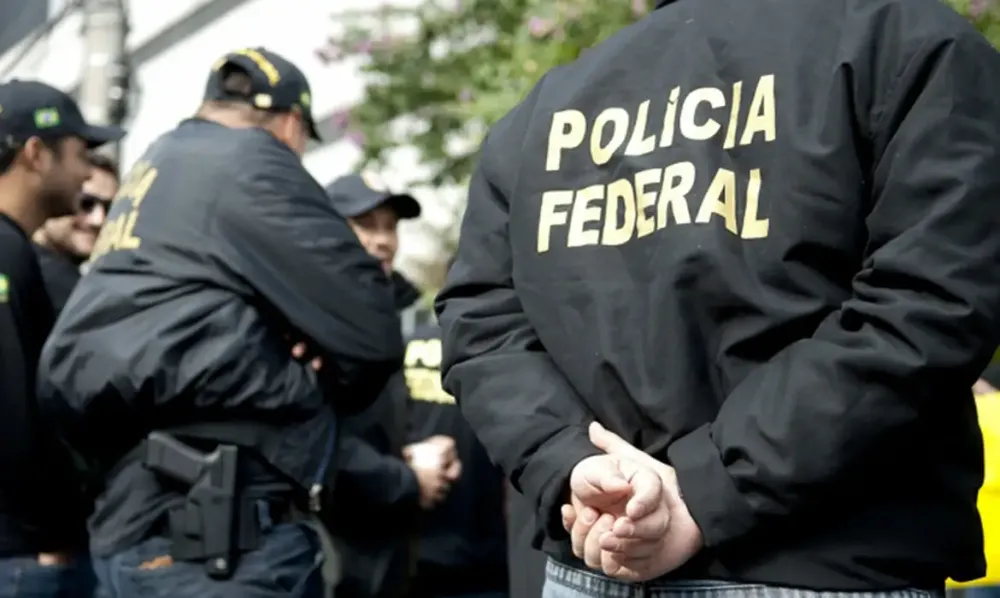 POLICIA FEDERAL AGUARDA AVAL PARA CERTAME COM 1.810 VAGAS E SALÁRIO DE ATÉ R$ 27 MIL