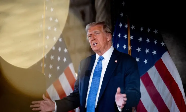 TRUMP REALIZARÁ PRISÕES EM MASSA DE MIGRANTES SEM DOCUMENTOS A PARTIR DE TERÇA FEIRA