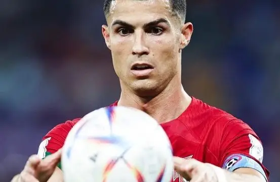 DECLARAÇÃO DE AMOR A CRISTIANO RONALDO LEVA MULHER Á PRISÃO E DEIXA PREJUIZO DE R$ 23 MIL
