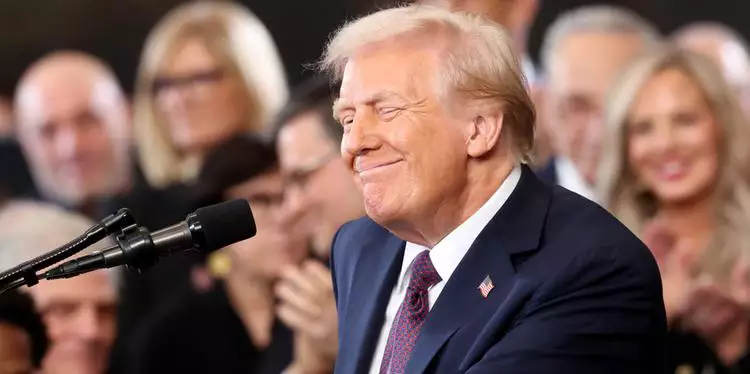 TRUMP ASSINA DECRETO QUE EXTINGUE CIDADANIA PARA BEBÊS DE PAIS QUE ESTEJAM ILEGALMENTE NO EUA