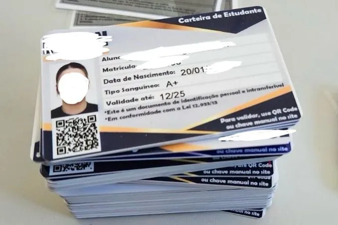 GRUPO QUE VENDIA DIPLOMAS E CARTEIRAS DE ESTUDANTES EM TODO O BRASIL É PRESO DURANTE OPERAÇÃO