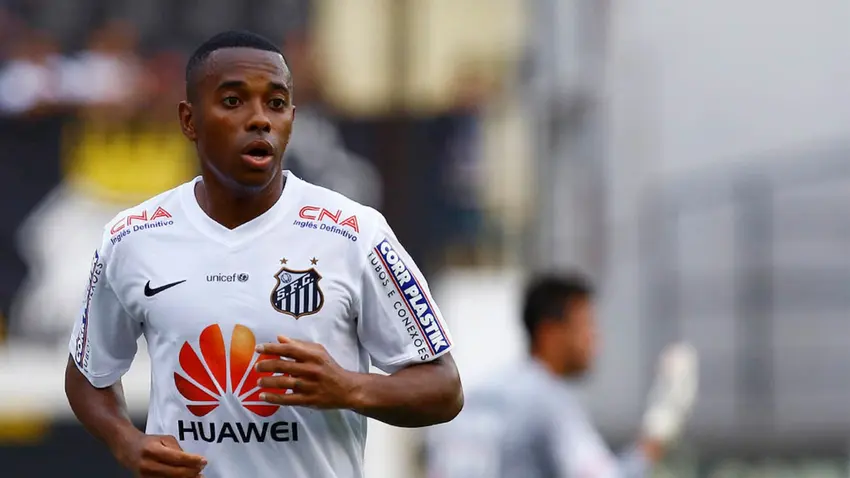 CURSO PROFISSIONALIZANTE PODE ENCURTAR PENA DE ROBINHO NA PRISÃO