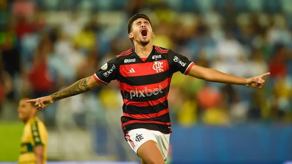RUBRO NEGRO VENCEU O CUIABA FORA DE CASA