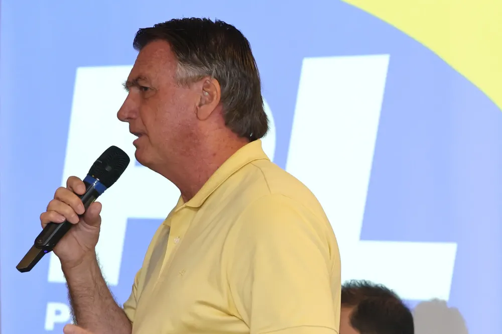 CENTRÃO E OPOSIÇÃO SE UNEM PARA MUDAR REGRA DA INELEGIBILIDADE QUE PODE BENEFICIAR BOLSONARO