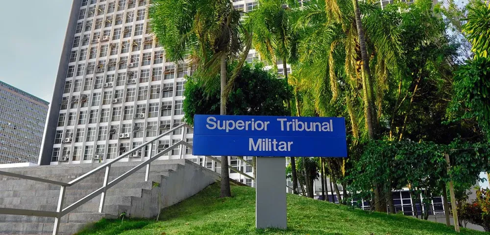 MULHER É CONDENADA A DEVOLVER R$ 3,7 MILHÕES AO EXÉRCITO POR FRAUDE EM PENSÃO