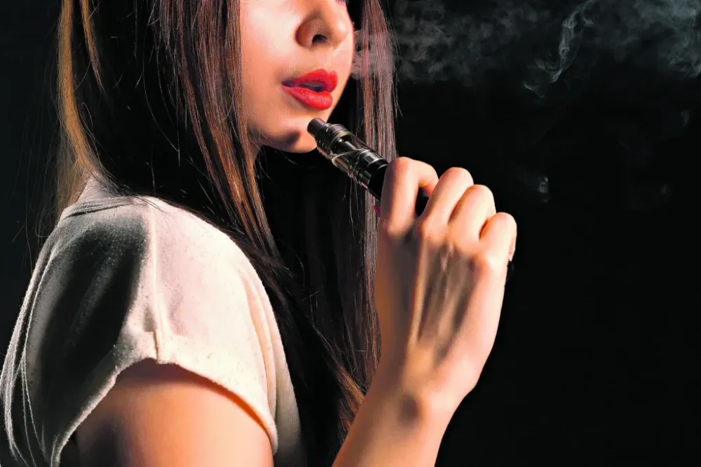 ADOLESCENTE COM ANSIEDADE E DEPRESSÃO SÃO MAIS PROPENSOS A USAR VAPES
