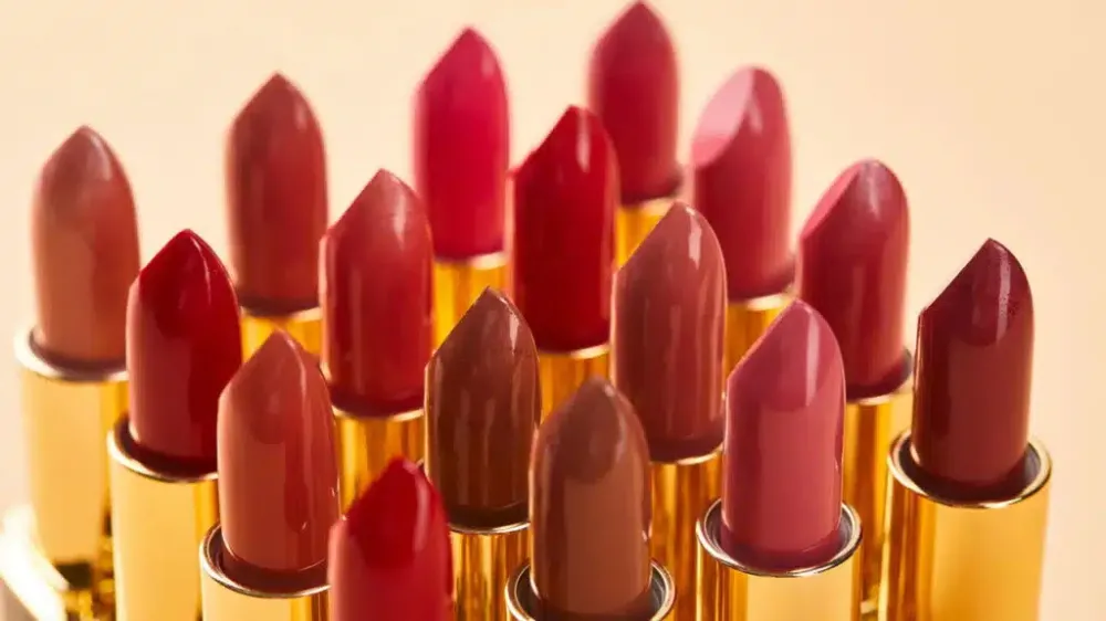 AS CORES DE BATOM PARA ARRASAR E DEIXAR SUA BOCA IRRESISTIVEL